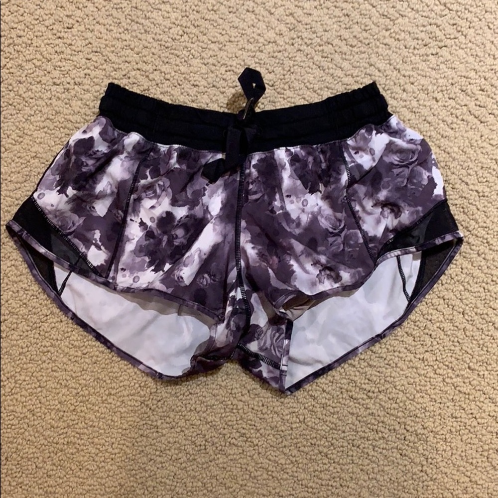 lululemon hotty hot shorts